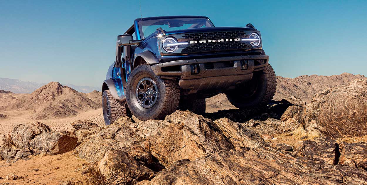The 2021 Ford Bronco SUV 4 Door equips responsive dampers for offroad control and stability