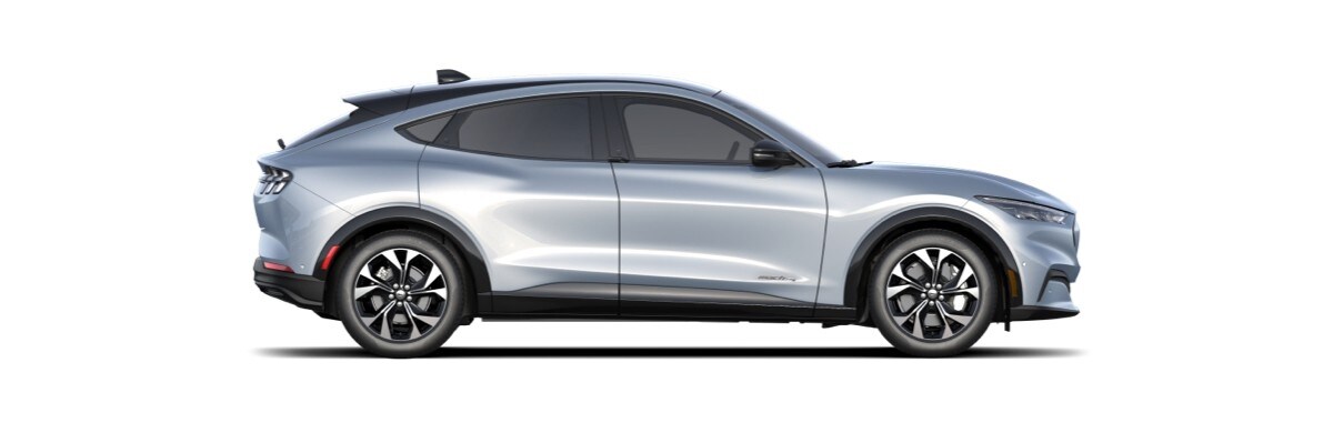Conoce Ford Mustang Mach-E 2022: SUV Eléctrica en color Iced Blue Silver Metallic