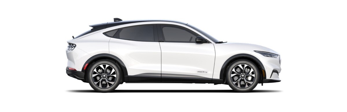 Conoce Ford Mustang Mach-E 2022: SUV Eléctrica en color Star White Metallic Tri-Coat