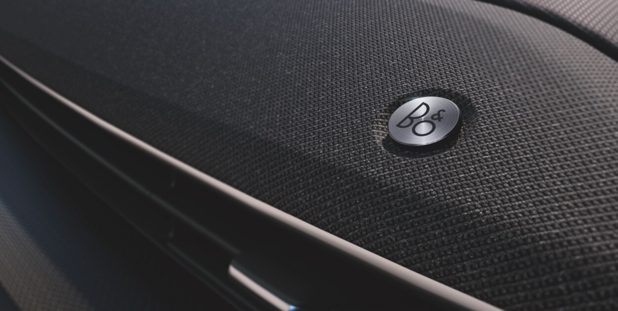 La SUV Ford Mach-E 2022, cuenta con el Sistema de Sonido Premium de 10 bocinas