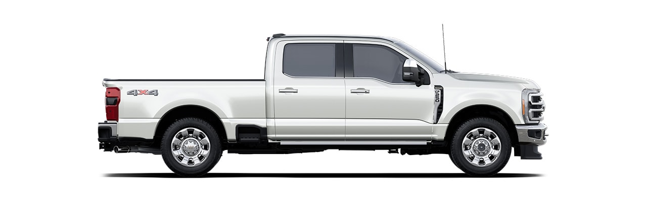 Ford Super Duty F-250 2024, Versión King Ranch en Color Star White Metallic Tri-Coat