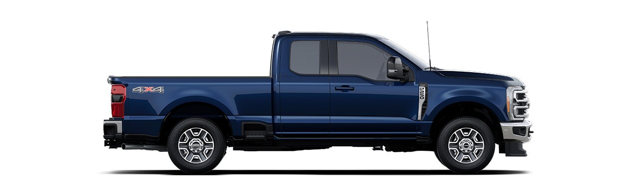 Ford Super Duty F-250 2024, Versión Lariat en Color Antimatter Blue Metallic