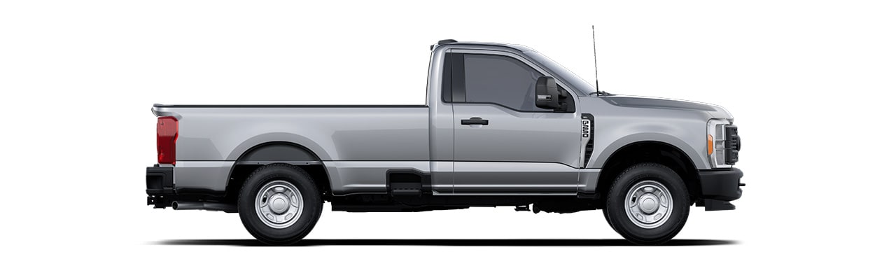 Ford Super Duty F-250 2024, Versión XL en Color Iconic Silver Metallic