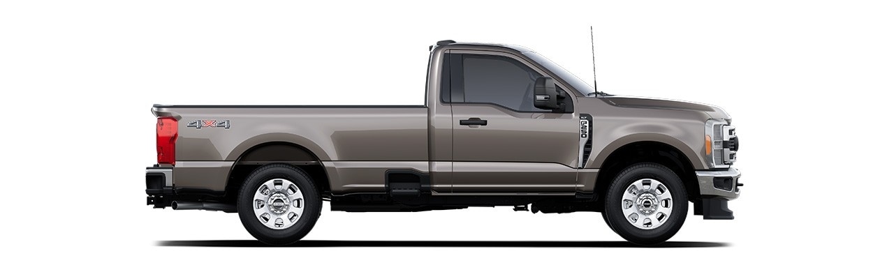 Ford Super Duty F-250 2024, Versión XLT en Color Stone Gray Metallic