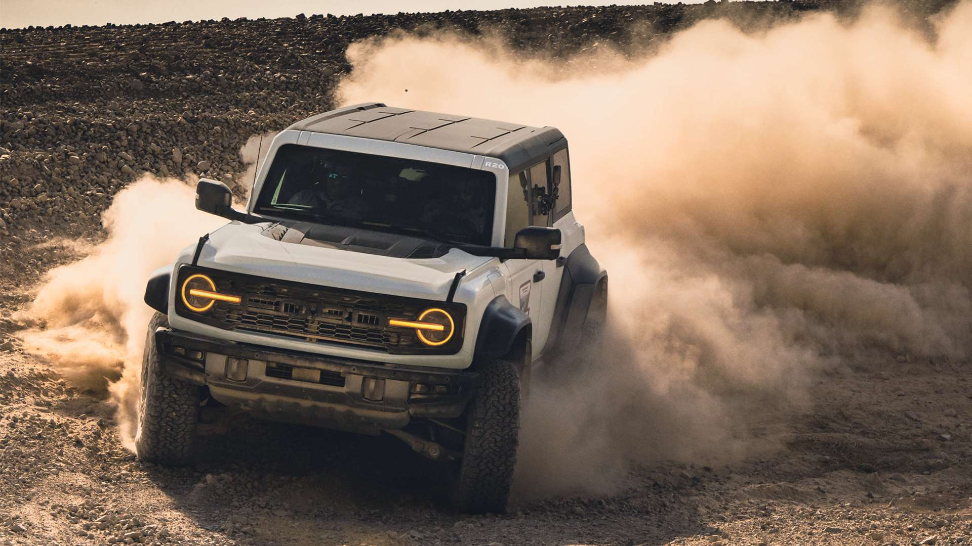 Live an adventure with the 2026 Ford Bronco Raptor 4x4 SUV in Puerto Rico