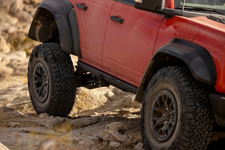4x4 wheels and suspension for the 2026 Ford Bronco Raptor SUV in Puerto Rico