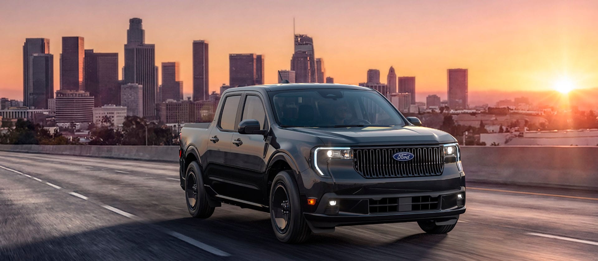 Discover the Features and Equipment of 2025 Ford Maverick version Lobo Pickup in Puerto Rico
