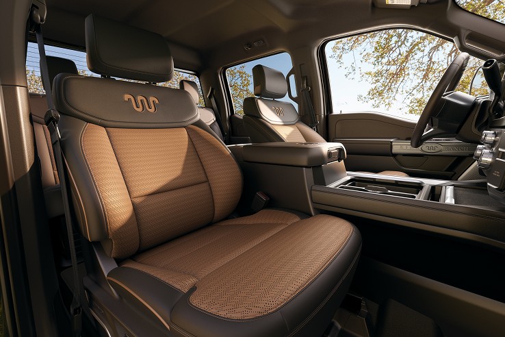 The 2025 Ford Super Duty F250 Pickup Truck stands out for its interior and exterior luxury