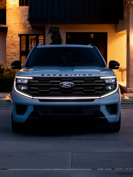 El lujoso interior rediseñado de la SUV Ford Expedition 2026