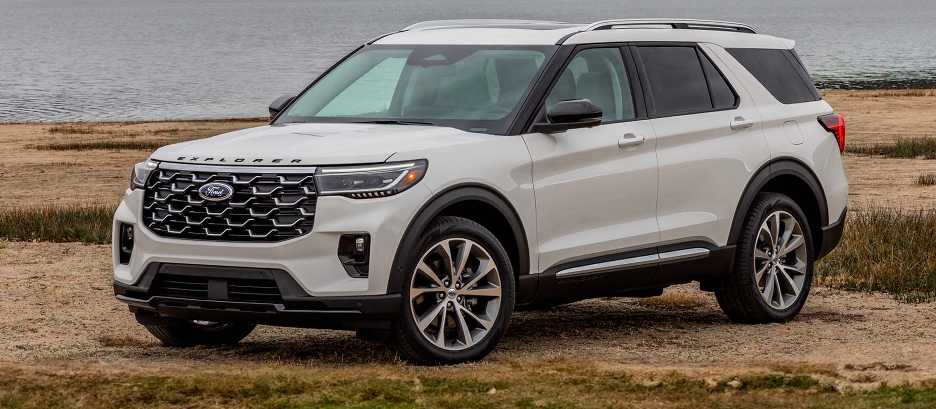 La SUV Ford Explorer 2026 en Puerto Rico con un diseño frontal renovado y audaz