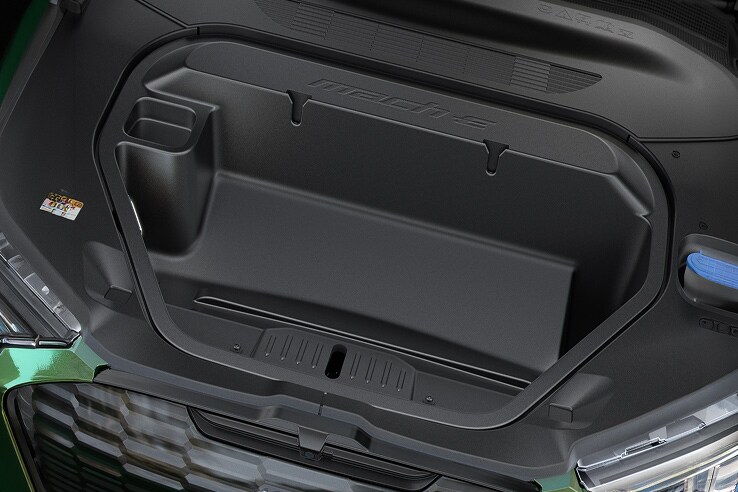 Espacioso y funcional maletero delantero Frunk de Ford Mustang Mach-E 2026