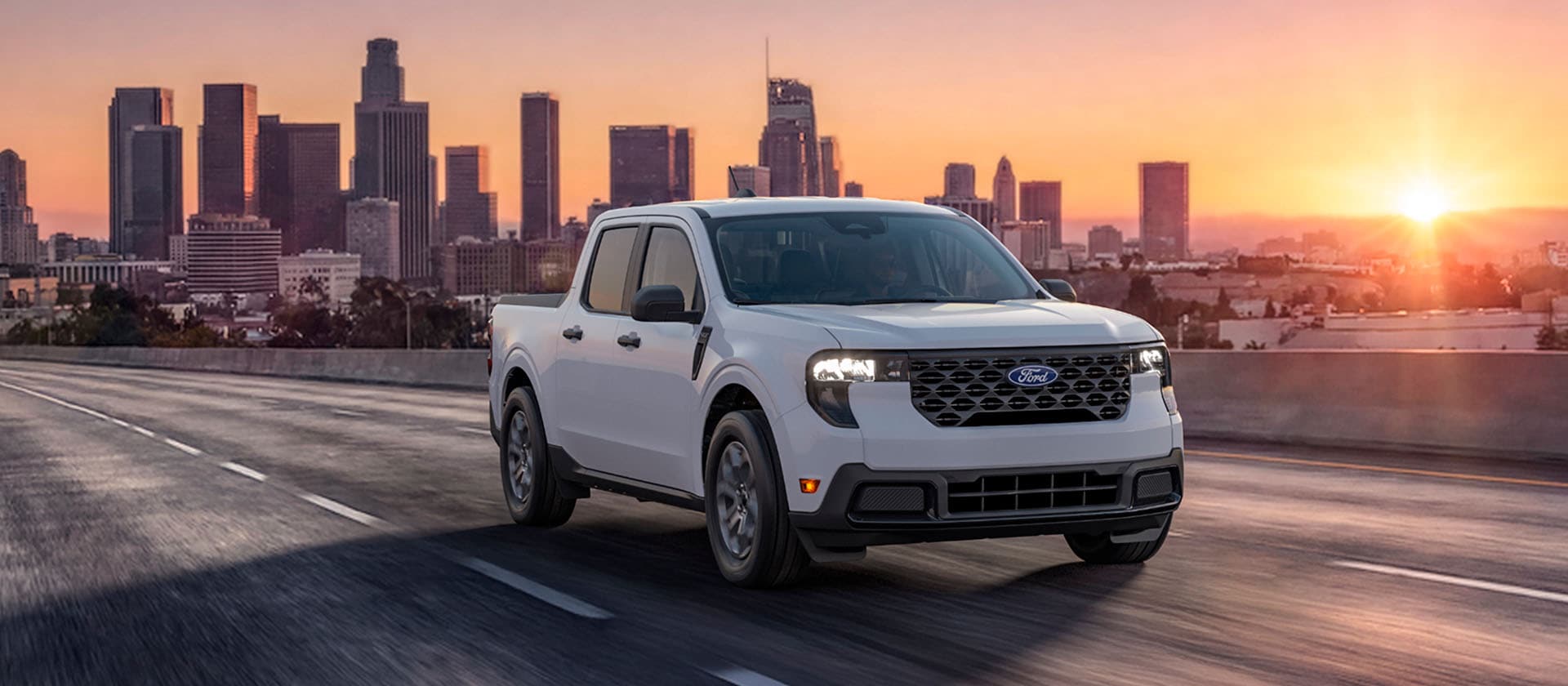 Características y equipamiento de la pickup Ford Maverick versión XLT 2025 en Puerto Rico