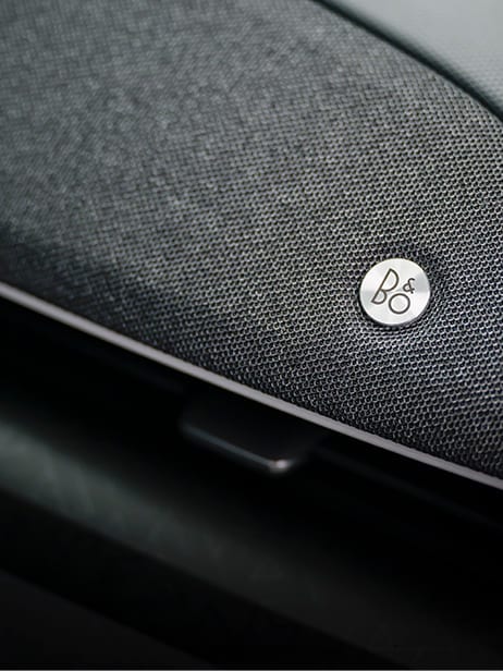 Ford Mustang 2025 en Puerto Rico con sistema de sonido premium B&O