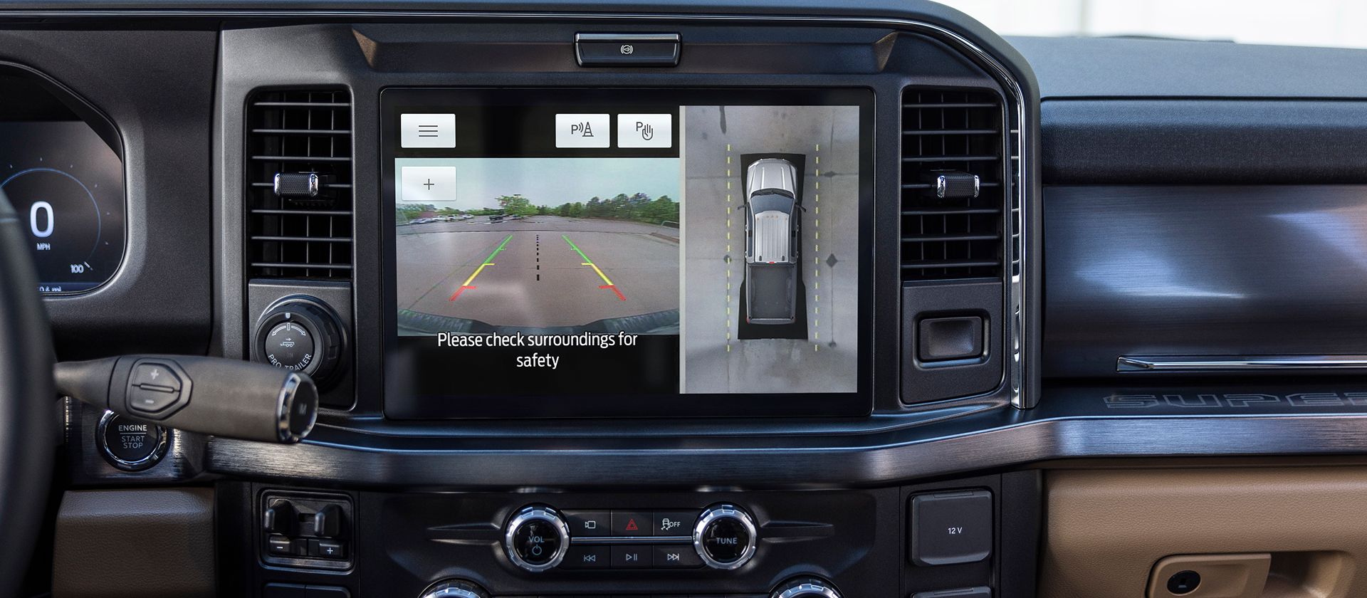 Ford Super Duty F250, equipada con cámara de reversa para hacer tus maniobras con seguridad
