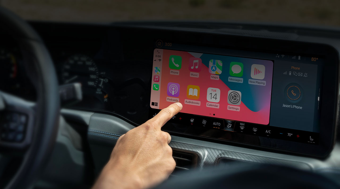 Dashboard with LED Screen and Digital Instrument Panel for 2024 Ford Mustang. Discover them!