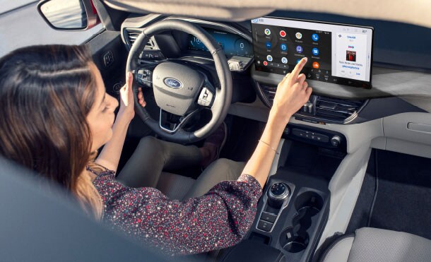 2023 Ford Escape SUV compatible with Android Auto Wireless Technology. Discover it!