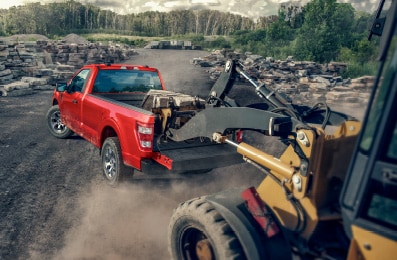 Meet the High Resistance and Military Quality body of the Ford F-150 2023 Pickup