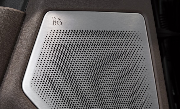 2023 Ford F-150 with Wireless Charger for Mobile Devices. Discover it!