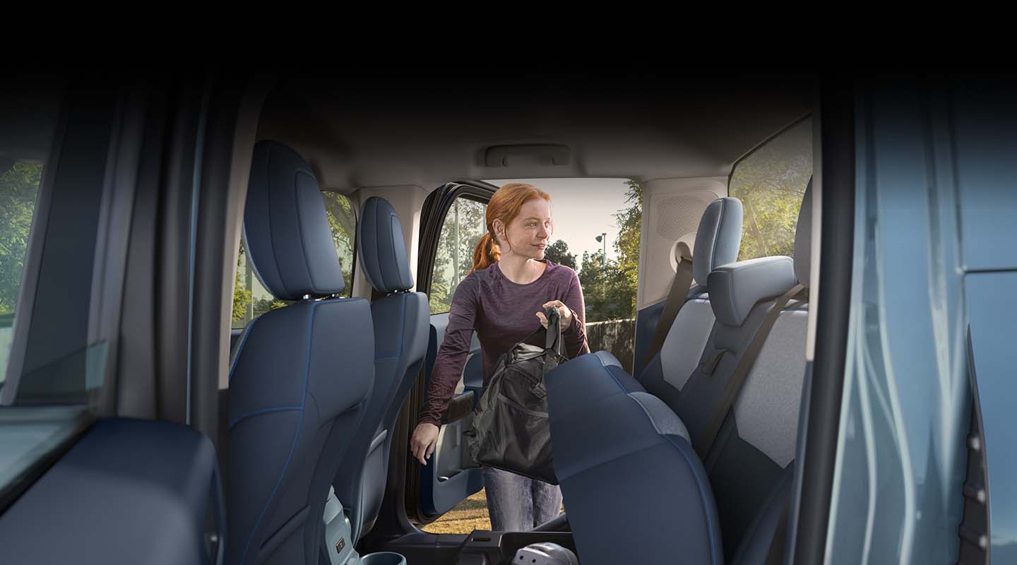 Find the 2025 Maverick Pickup and its different versions at Ford Puerto Rico