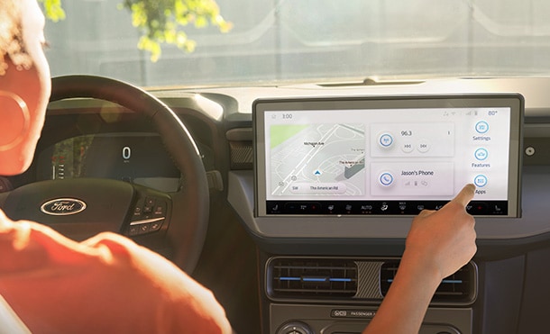 2025 Ford Maverick, available in Puerto Rico, offers driving technologies