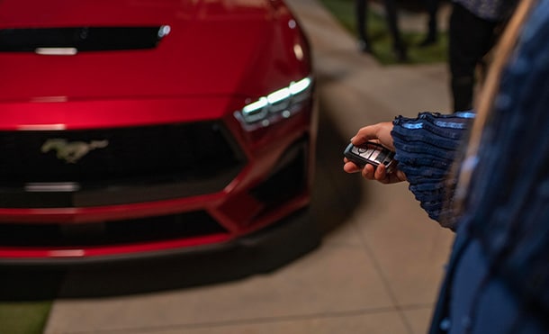 Ford Mustang 2025, el Auto Deportivo que cuenta con Botón de Encendido a Distancia