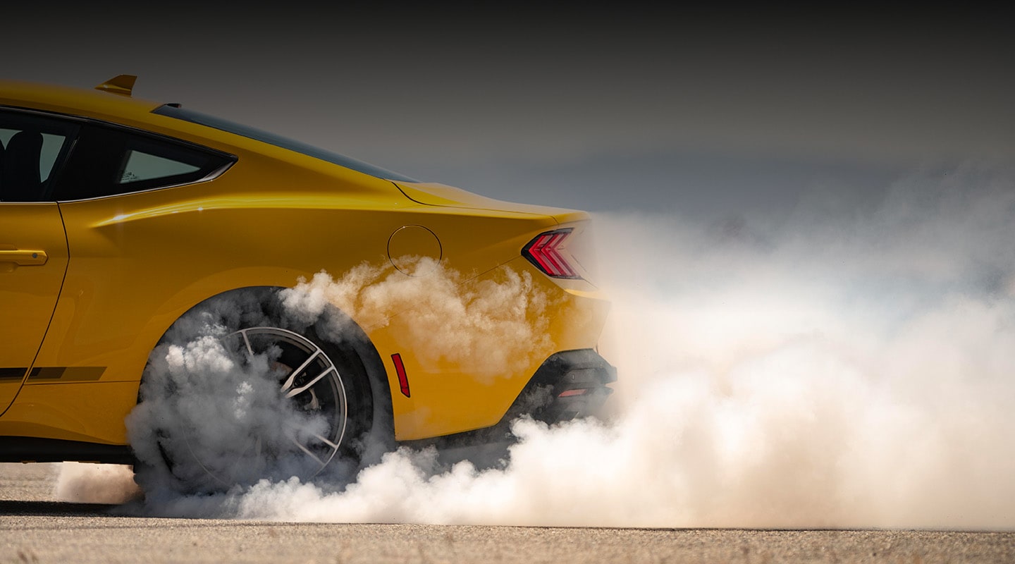 Descubre el Asombroso Desempeño del Bloqueo Electrónico de Línea Estándar único en Ford Mustang 2025