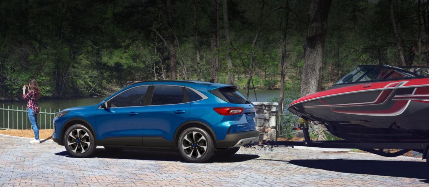Descubre el Increíble Desempeño de la Camioneta SUV Ford Escape 2023 con su Poderoso Motor PHEV