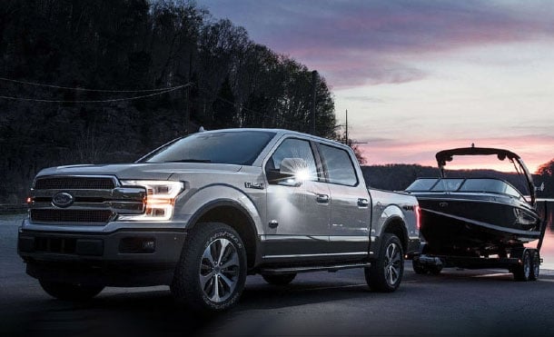 Conoce las Ventajas de Realizar el Servicio de Mantenimiento de Aceite para tu Vehículo Ford