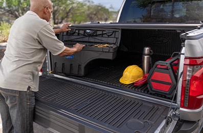 Toma de Corriente Eléctrica Pro Power Onboard equipada en la Camioneta Ford F-150 2022