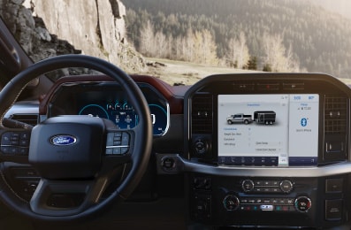 Descubre la Asistencia del Enganche Inteligente de Ford F-150 2023 la Pickup de Gran Tecnología