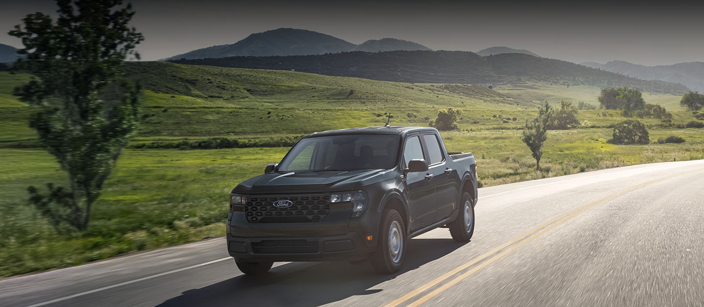 Descubre la Potencia y la Tecnología de la Versatil Pickup Compacta Ford Maverick 2025