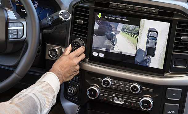 Nueva Pickup de Trabajo Ford Super Duty F250 2024 capaz de Remolcar Grandes Cargas Pesadas